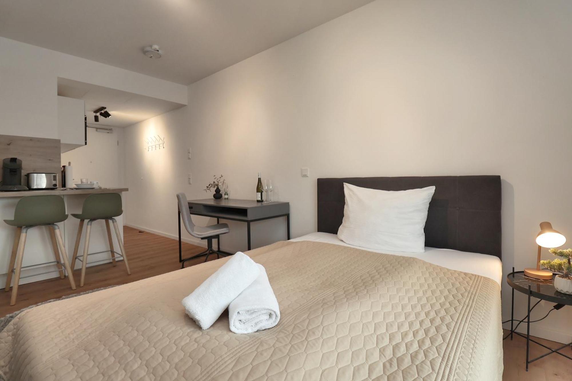 Helloyou Apartments インゲルハイム・アム・ライン エクステリア 写真