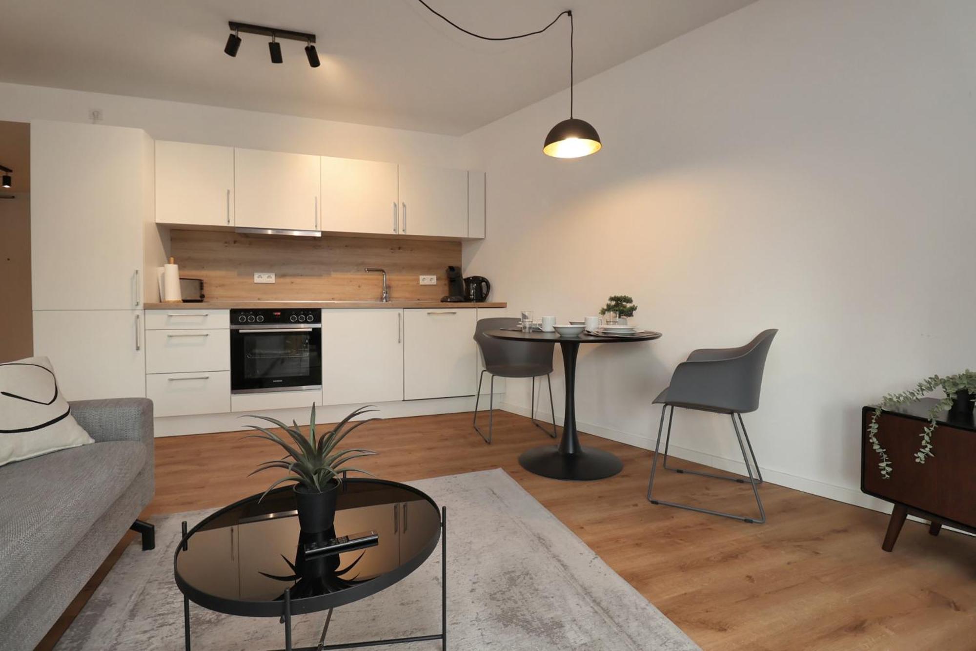 Helloyou Apartments インゲルハイム・アム・ライン エクステリア 写真
